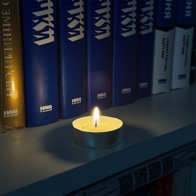 Белая свеча для атмосферного чтения ACS_10008 фото