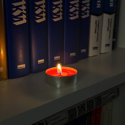 Свеча для уютного чтения (Красный цвет, теплый свет) ACS_100018 фото